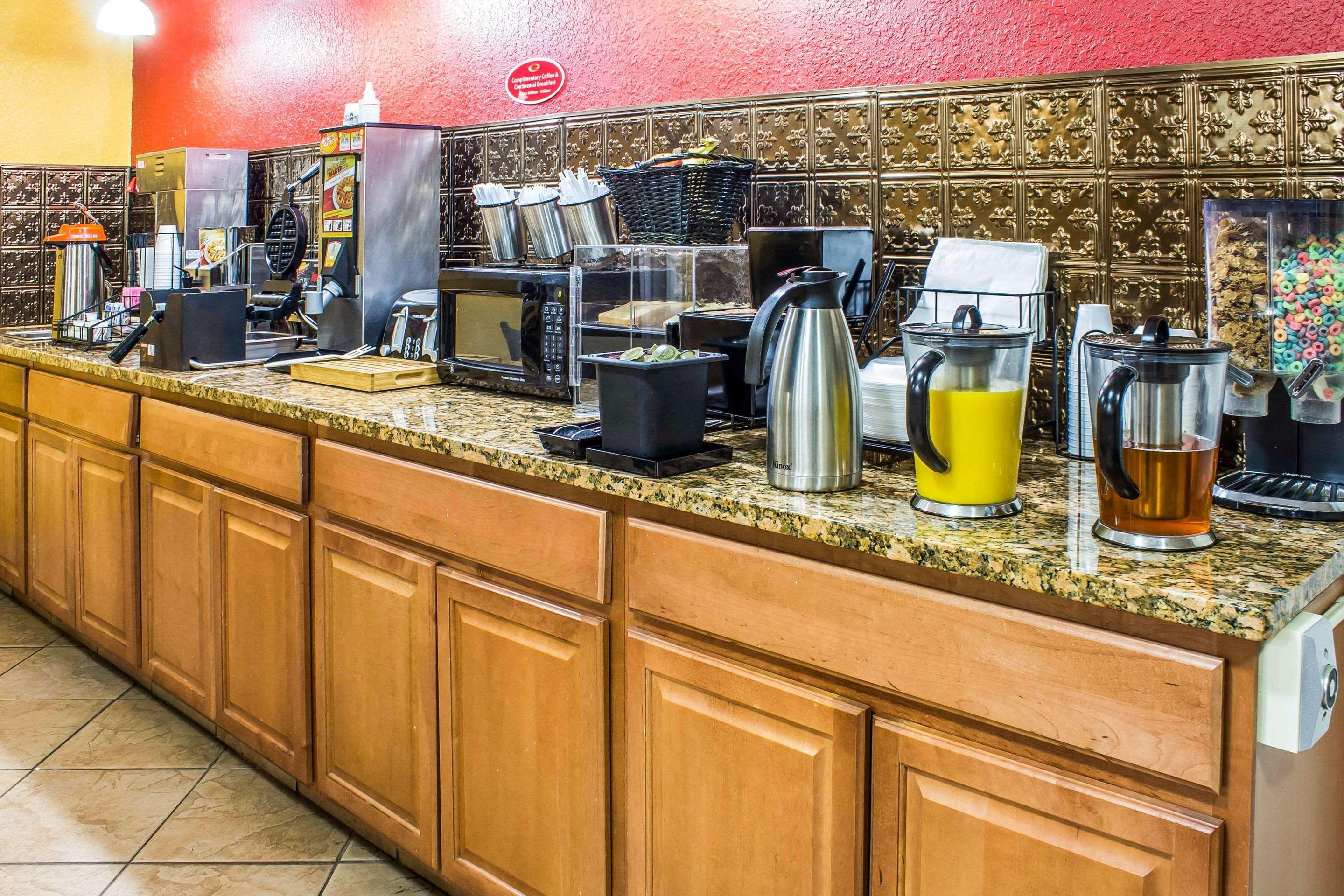 Econo Lodge Inn & Suites Walnut Esterno foto